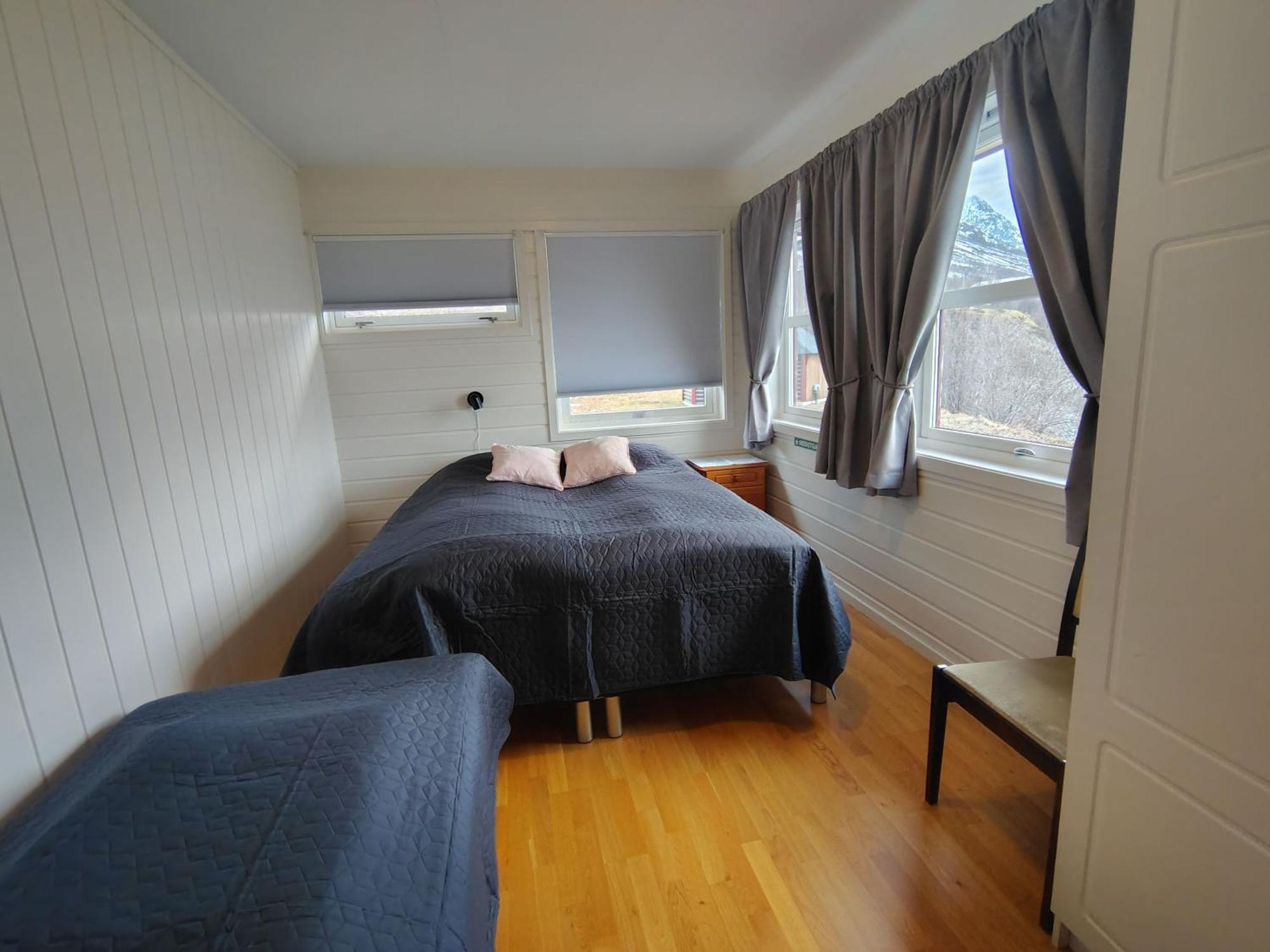 Lyngen Fjordcamp Villa Nord-Lenangen ภายนอก รูปภาพ