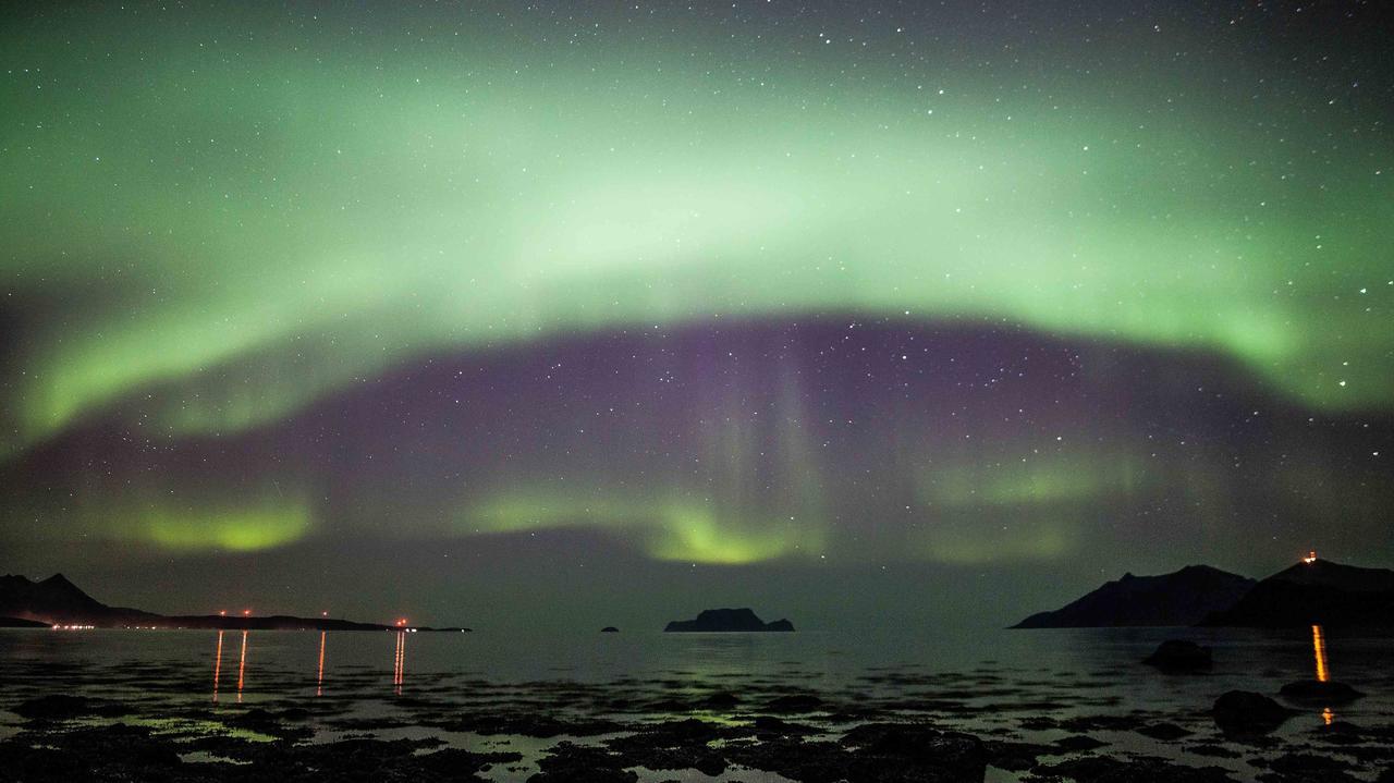Lyngen Fjordcamp Villa Nord-Lenangen ภายนอก รูปภาพ